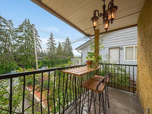 1165 Deep Cove Road, North Vancouver, BC 