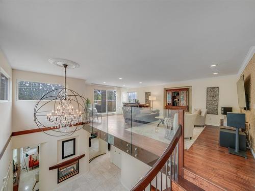 1165 Deep Cove Road, North Vancouver, BC 