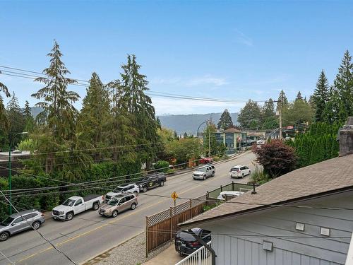 1165 Deep Cove Road, North Vancouver, BC 