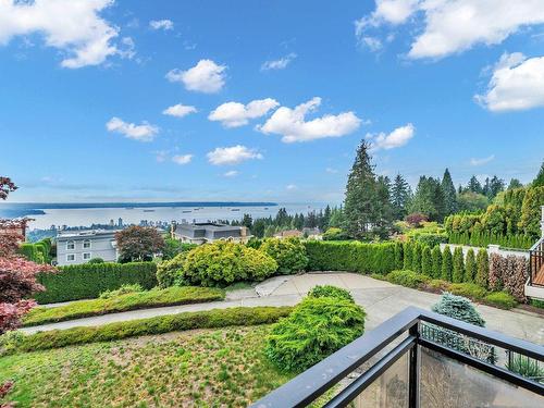 2171 Westhill Wynd, West Vancouver, BC 