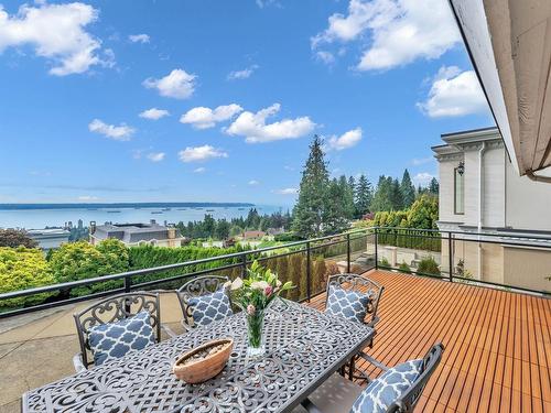 2171 Westhill Wynd, West Vancouver, BC 