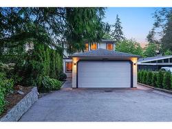 3998 PHYLLIS ROAD  North Vancouver, BC V7K 2V1