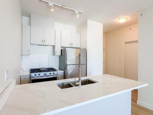 2208 1239 W Georgia Street, Vancouver, BC 