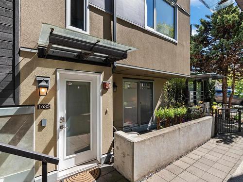 1685 Kitchener Street, Vancouver, BC 