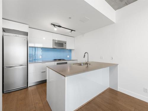 4004 128 W Cordova Street, Vancouver, BC 