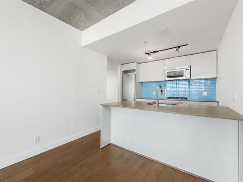 4004 128 W Cordova Street, Vancouver, BC 