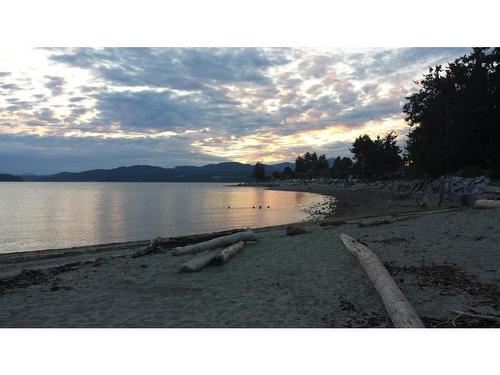 4621 Simpkins Road, Sechelt, BC 