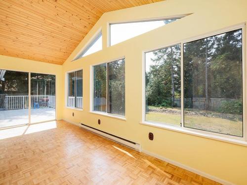 4621 Simpkins Road, Sechelt, BC 