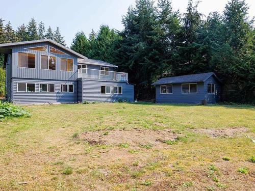 4621 Simpkins Road, Sechelt, BC 