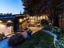 2413 WEYMOUTH PLACE  North Vancouver, BC V7K 2Z3