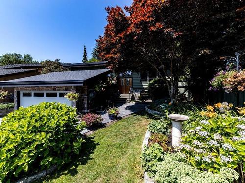 2413 Weymouth Place, North Vancouver, BC 