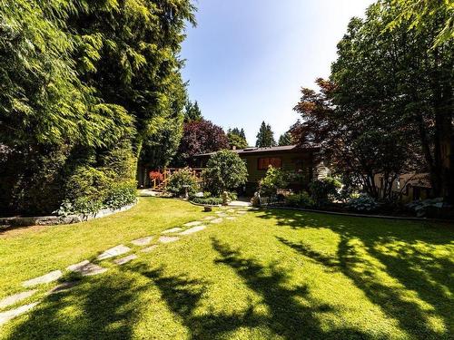 2413 Weymouth Place, North Vancouver, BC 