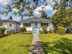 2721 E 22ND AVENUE  Vancouver, BC V5M 2X8