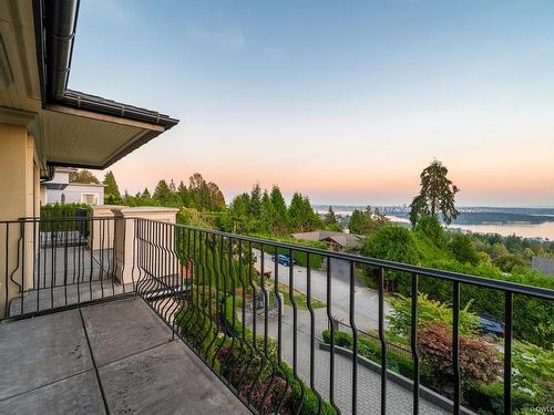 1485 Camelot Road, West Vancouver, BC 