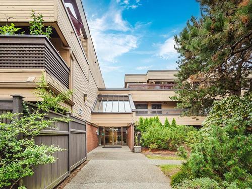 414 333 Wethersfield Drive, Vancouver, BC 