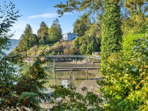 4573 Strathcona Road, North Vancouver, BC 