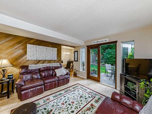 11944 214 Street, Maple Ridge, BC 