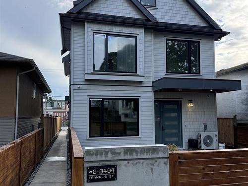 2 3494 Franklin Street, Vancouver, BC 