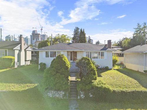 4284 Hazelwood Crescent, Burnaby, BC 