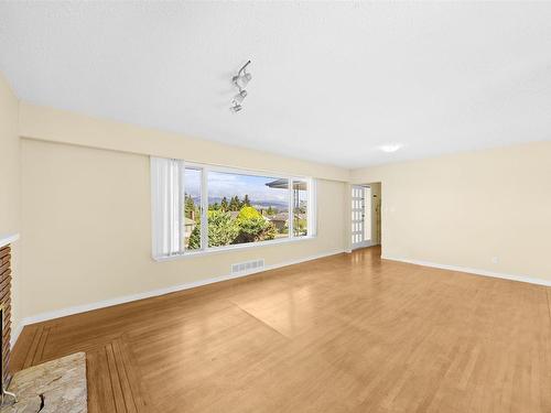 4284 Hazelwood Crescent, Burnaby, BC 