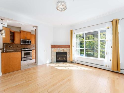 3 3150 Sunnyhurst Road, North Vancouver, BC 