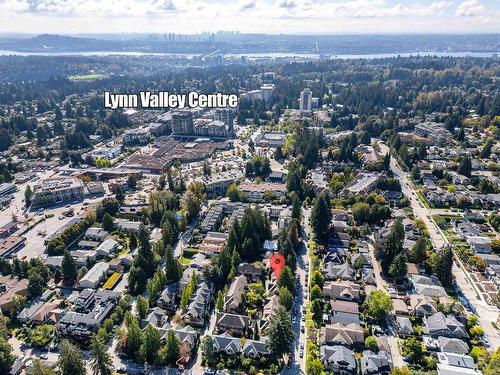 3 3150 Sunnyhurst Road, North Vancouver, BC 