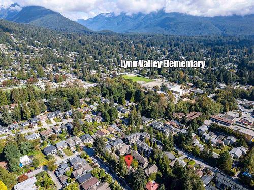 3 3150 Sunnyhurst Road, North Vancouver, BC 