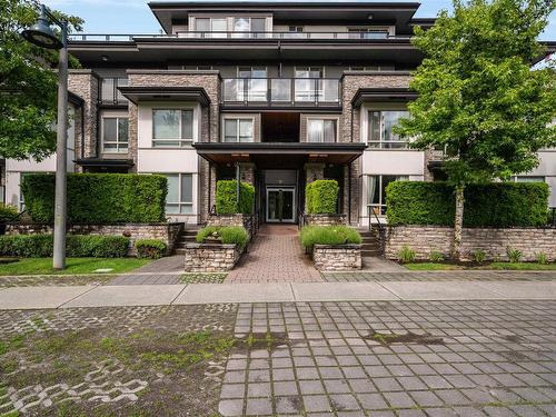 310 7418 Byrnepark Walk, Burnaby, BC 