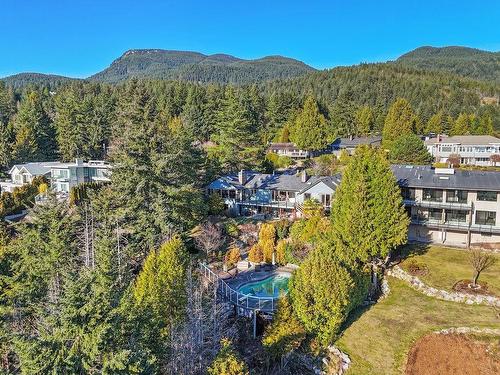 4215 Rockridge Road, West Vancouver, BC 