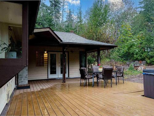 8927 Redrooffs Road, Halfmoon Bay, BC 