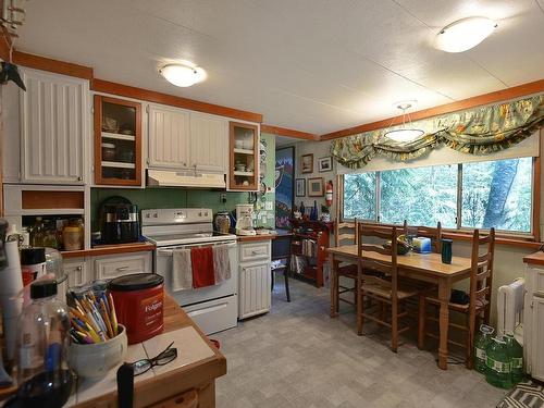 13246 Sunshine Coast Highway, Madeira Park, BC 