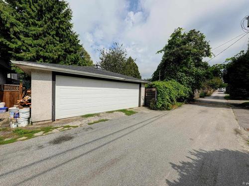 6614 Strawson Street, Burnaby, BC 