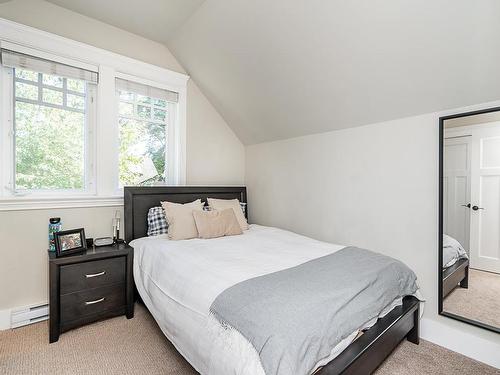 3375 Chesterfield Avenue, North Vancouver, BC 