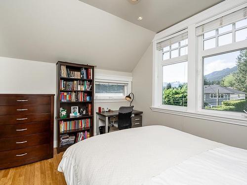 3375 Chesterfield Avenue, North Vancouver, BC 