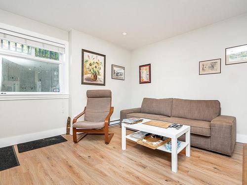 3375 Chesterfield Avenue, North Vancouver, BC 