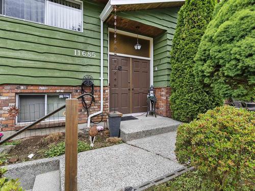 11685 Morris Street, Maple Ridge, BC 