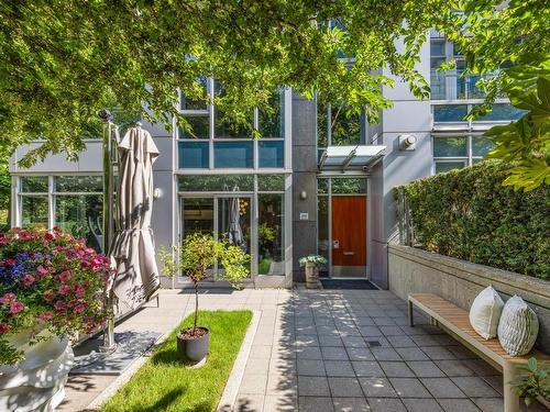 308 Jervis Mews, Vancouver, BC 