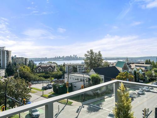 403 1320 Chesterfield Avenue, North Vancouver, BC 