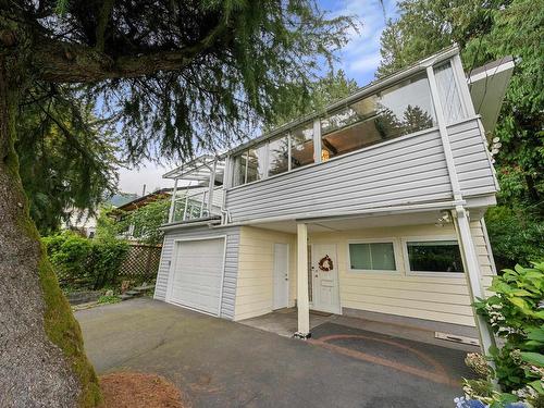 3570 Lonsdale Avenue, North Vancouver, BC 