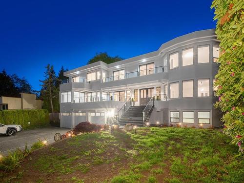 2523 Westhill Drive, West Vancouver, BC 