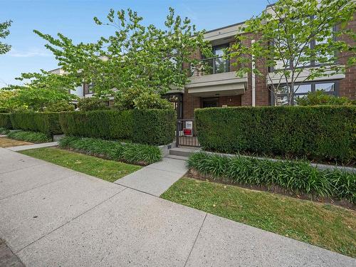 7066 Walker Avenue, Burnaby, BC 