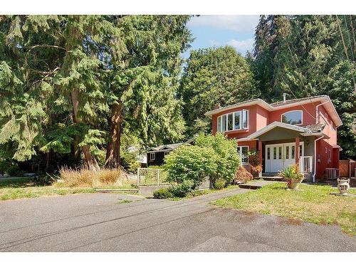 1502 Riverside Drive, North Vancouver, BC 