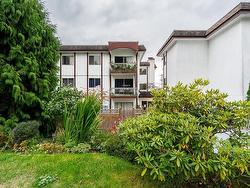 103 135 W 21ST STREET  North Vancouver, BC V7M 3K6