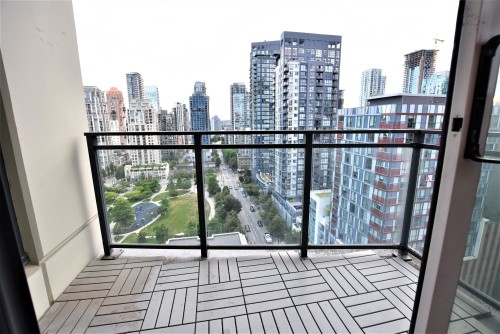 2010-1082 Seymour Street, Vancouver, BC 