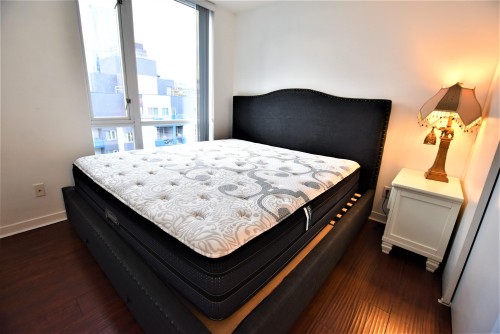 2010-1082 Seymour Street, Vancouver, BC 