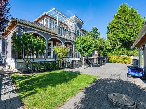 738 W 54Th Avenue, Vancouver, BC 