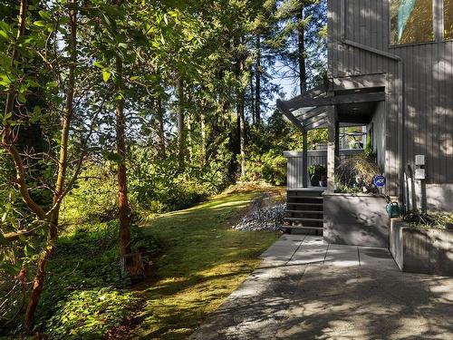 225 Mountain Drive, Lions Bay, BC 