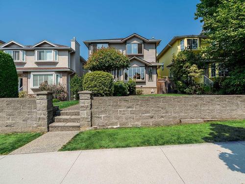 2133 W 49Th Avenue, Vancouver, BC 