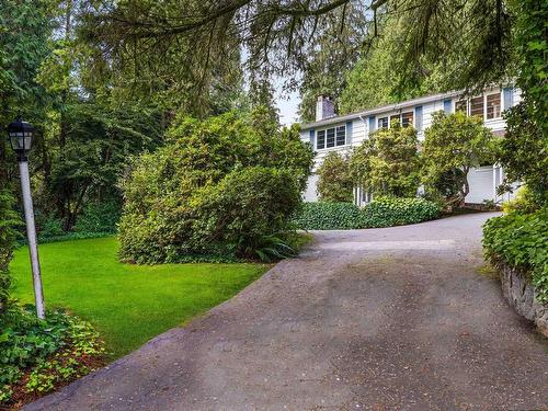 531 Eastcot Road, West Vancouver, BC 