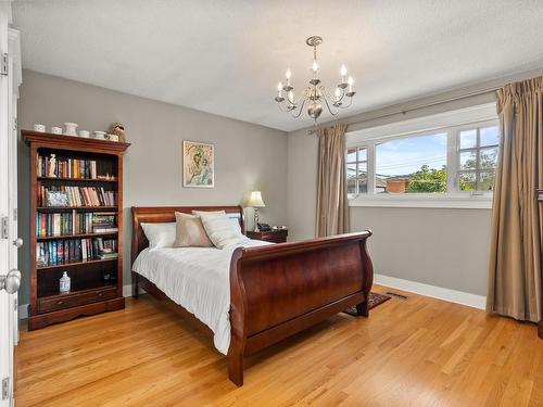 3178 W 16Th Avenue, Vancouver, BC 